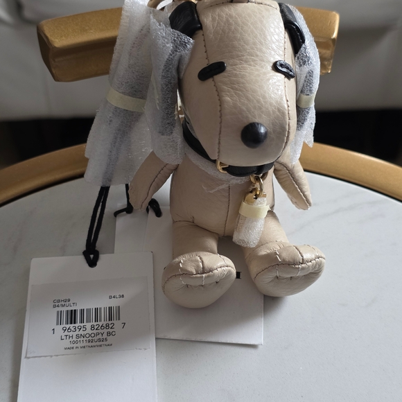 Coach **PEANUTS-BUNDLE DEAL** - Picture 7 of 13